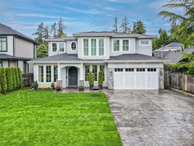13171 15a Avenue, Surrey, BC, V4A 1M4