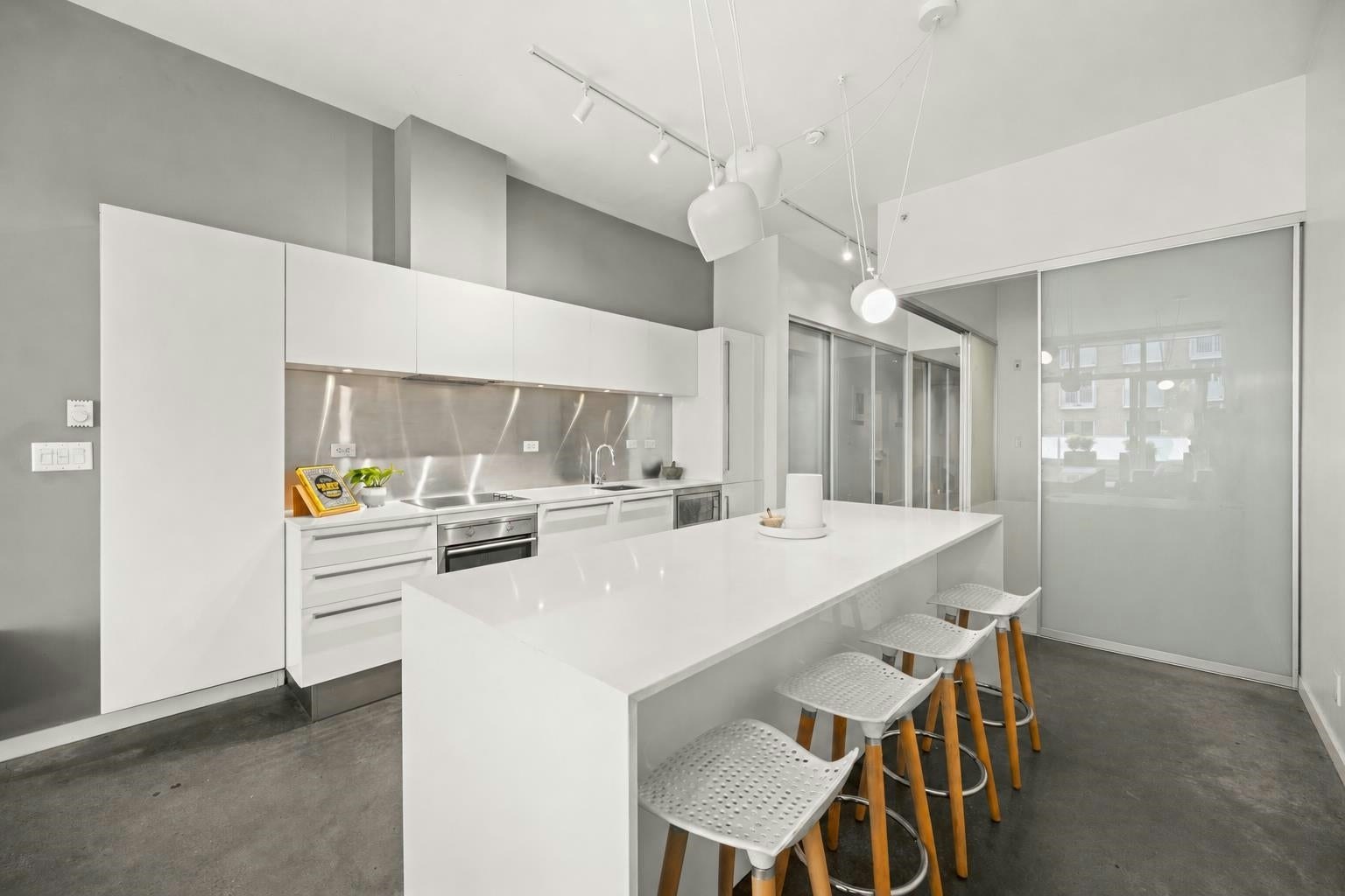 409-53 W Hastings Street, Vancouver, BC, V6E 1T8
