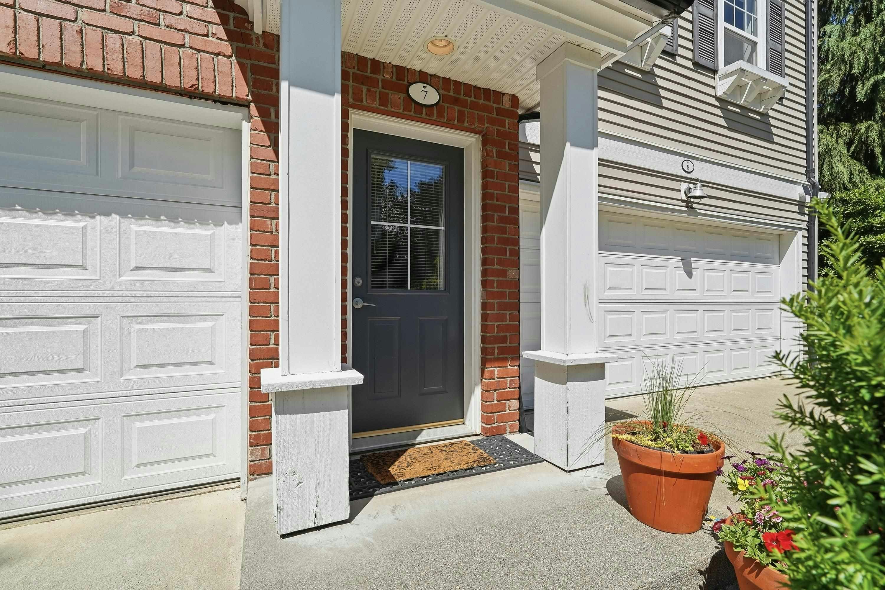 7-15075 60 Avenue, Surrey, BC, V3S 1S1