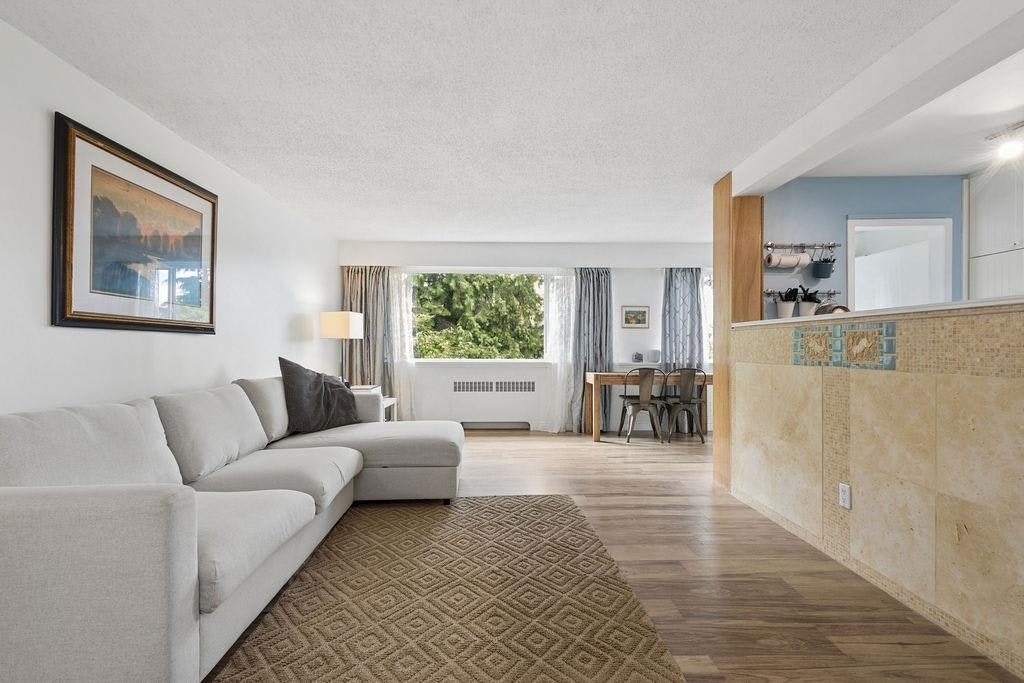 207-2494 Cornwall Avenue, Vancouver, BC, V6K 1B8