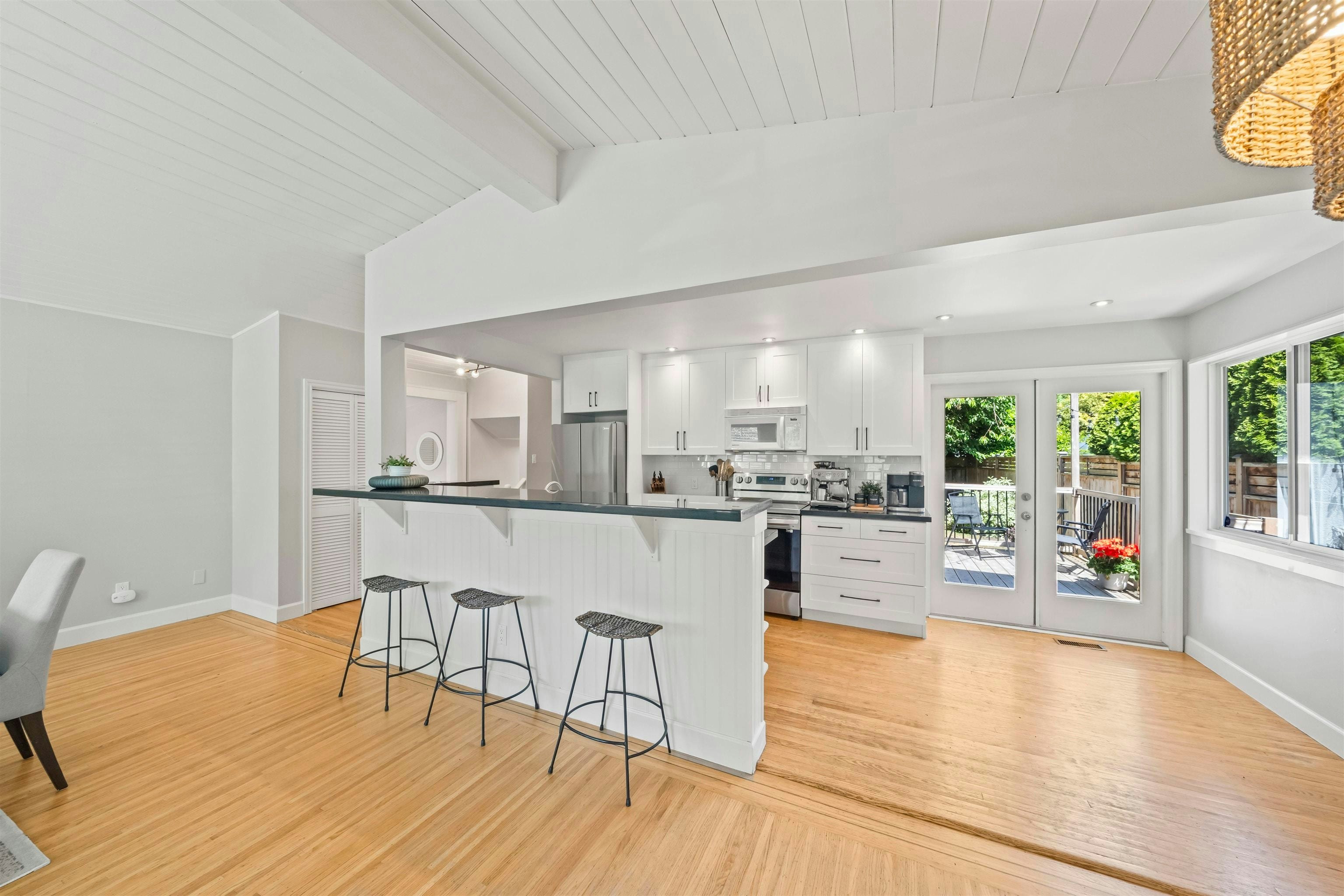 1448 Farrell Avenue - 4