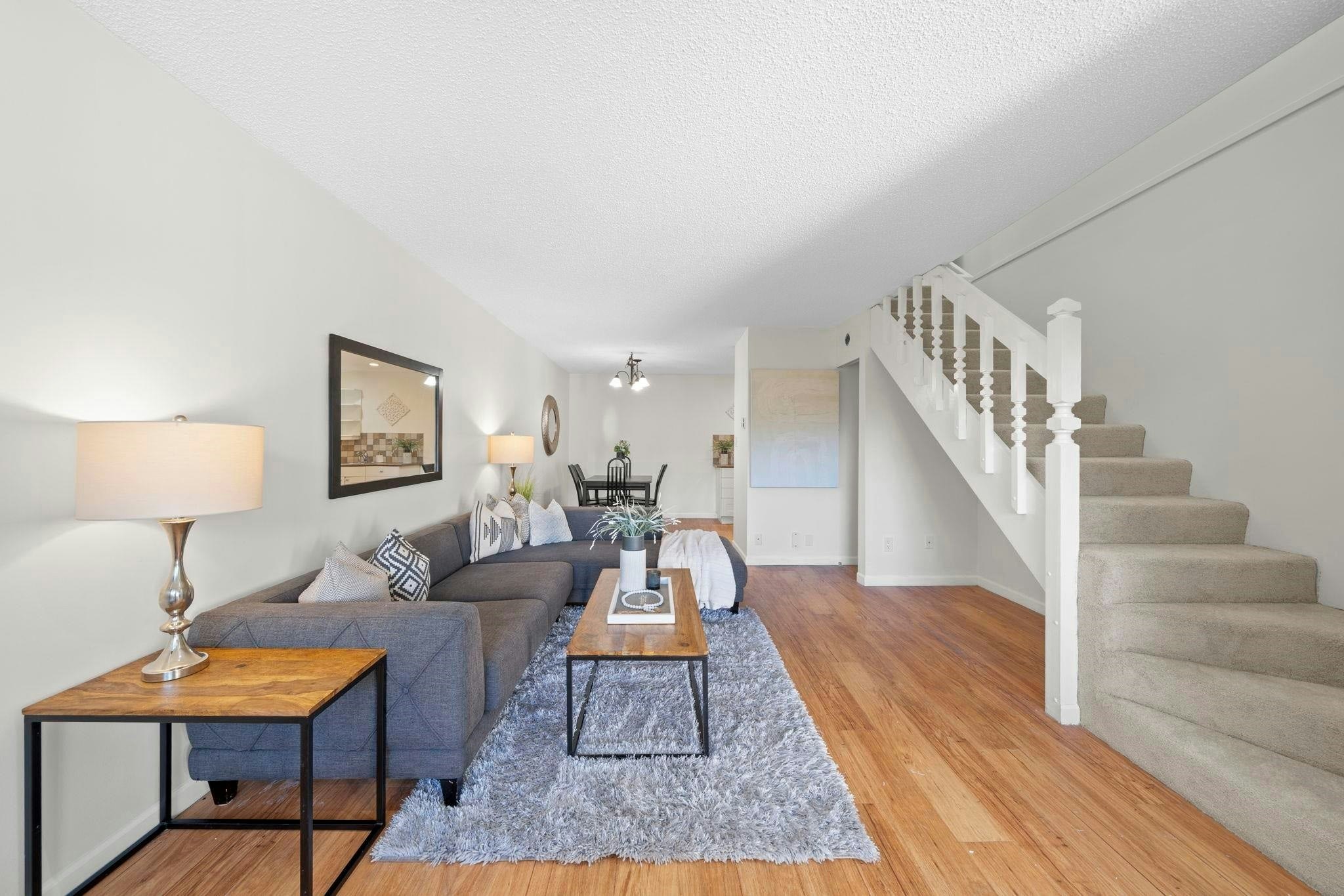 4896 47a Avenue - 5