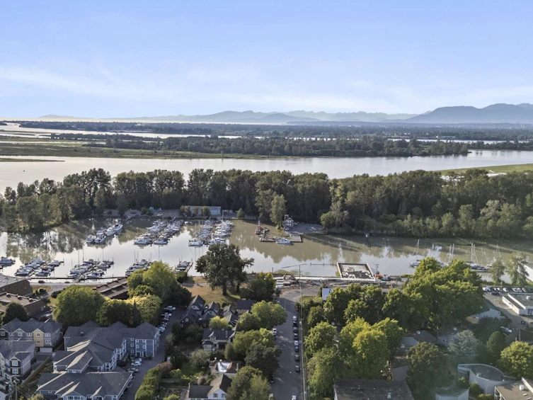 4896 47a Avenue, Delta, BC, V4K 1T4 - 36