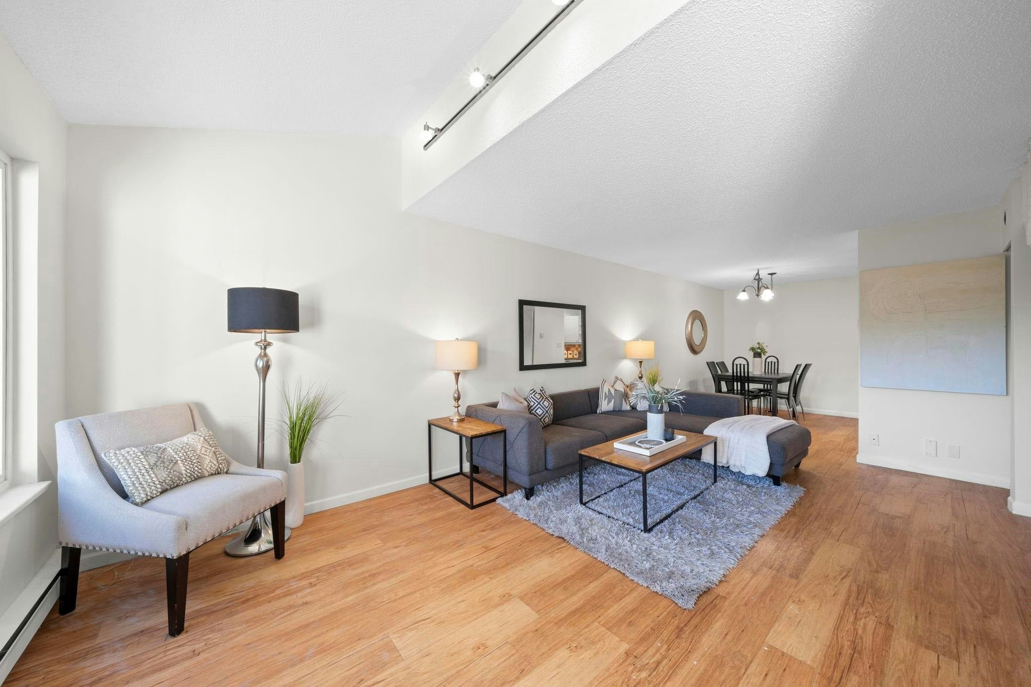 4896 47a Avenue - 4