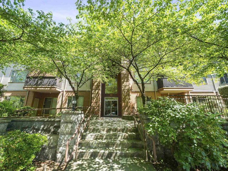 105-6688 Burlington Avenue, Burnaby, BC, V5H 3M9 - 2