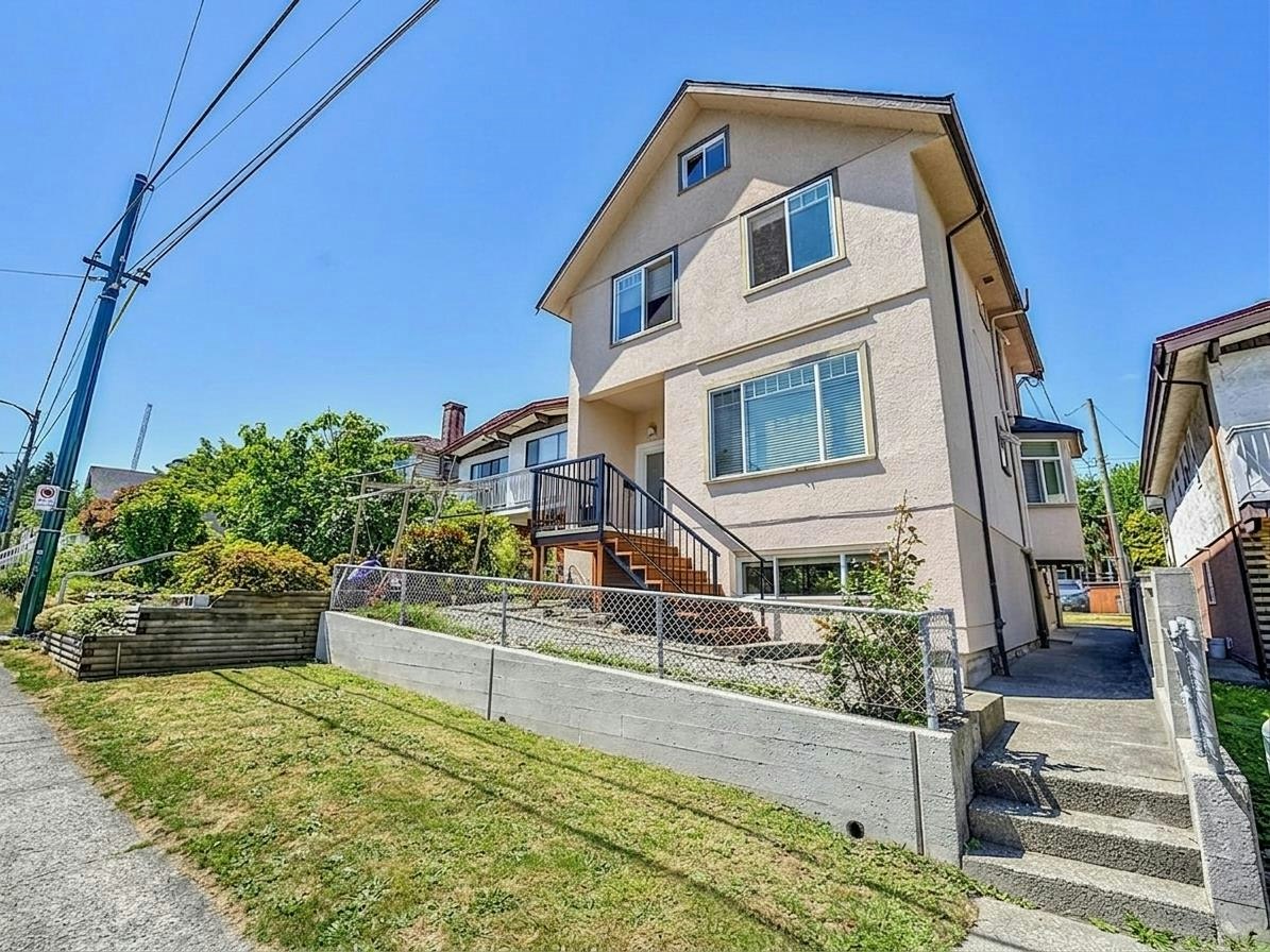 3807 Victoria Drive, Vancouver, BC, V5N 4M7