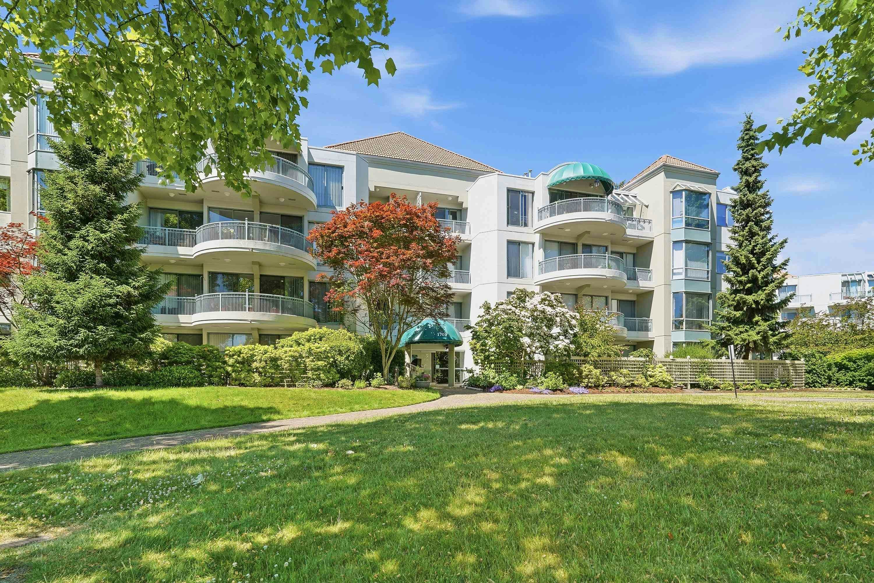 201-1705 Martin Drive, Surrey, BC, V4A 9T5