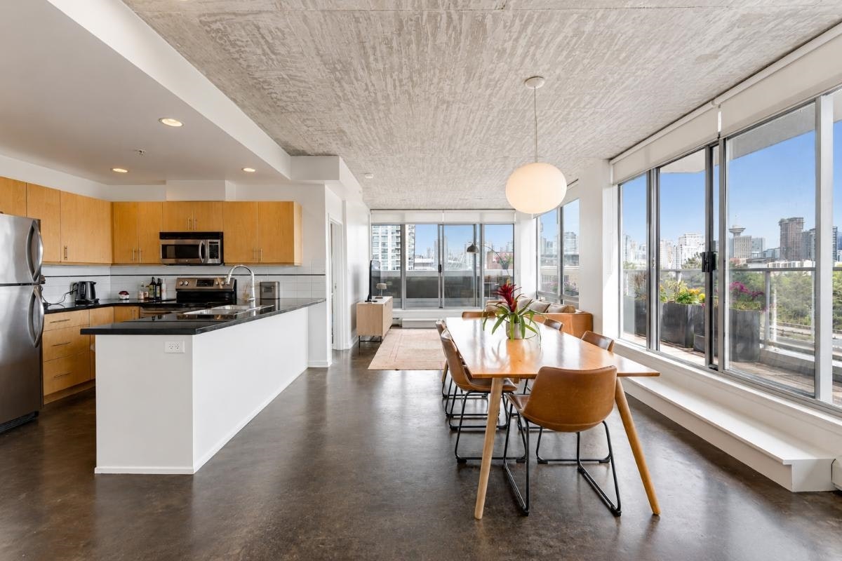 801-919 Station Street, Vancouver, BC, V6A 4L9