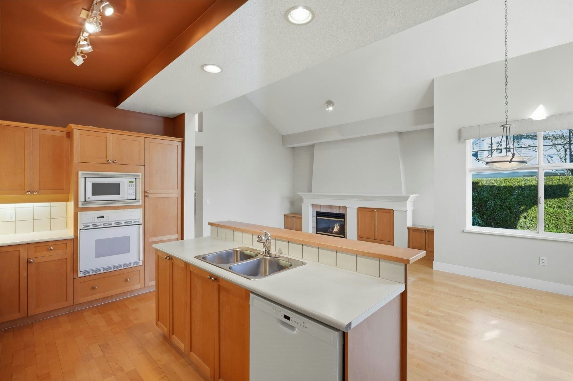 5900 Ferry 2 Road, Delta, BC, V4K 5C3 - 8