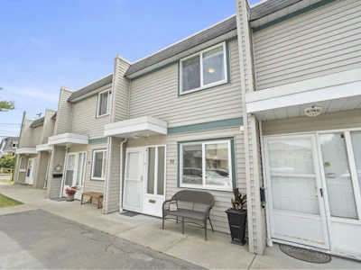 38-4955 57 Street - 2