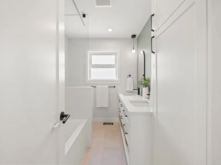 5301 10a Avenue, Delta, BC, V4M 1Y5 - 12
