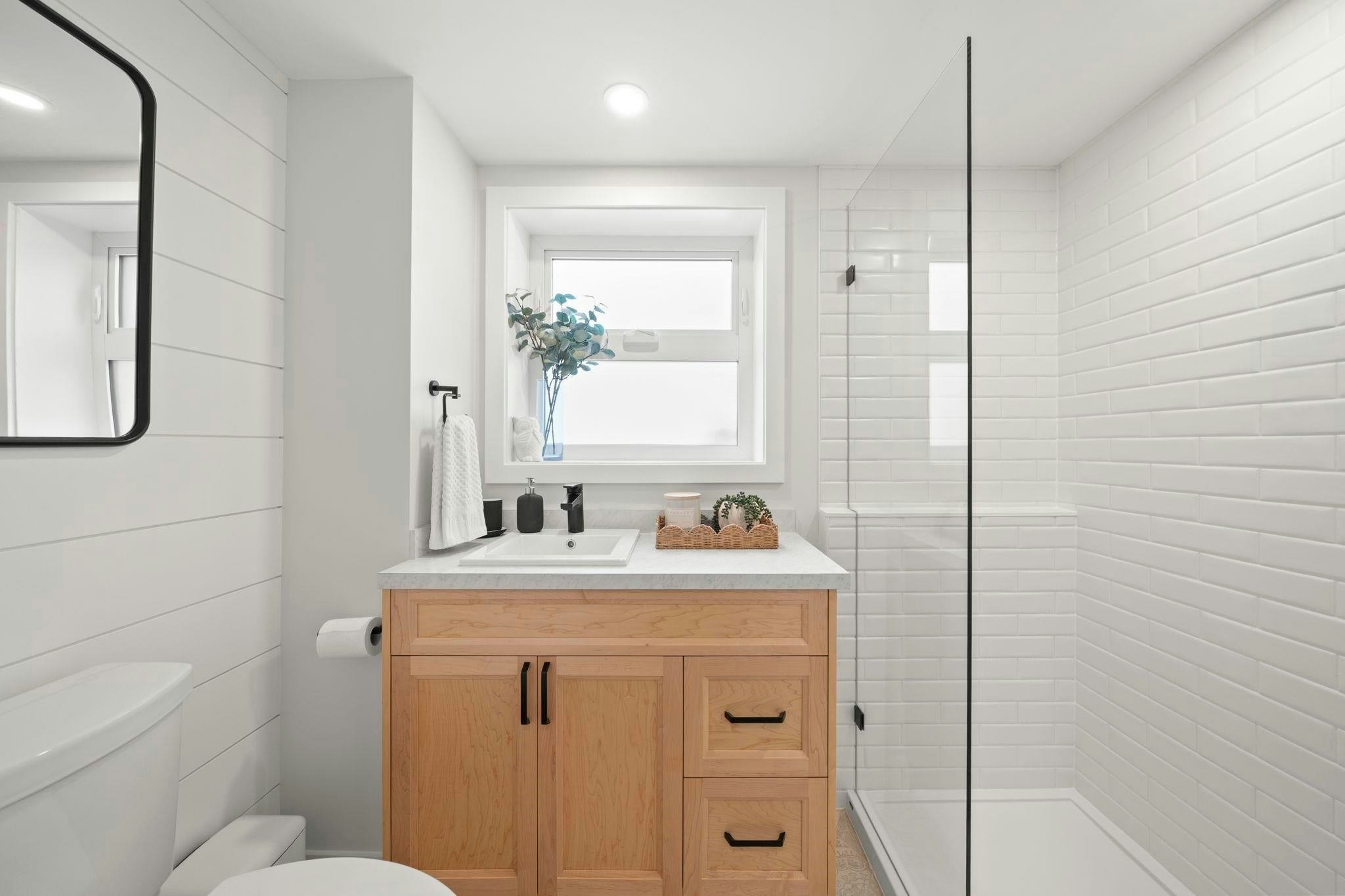 5301 10a Avenue, Delta, BC, V4M 1Y5 - 23
