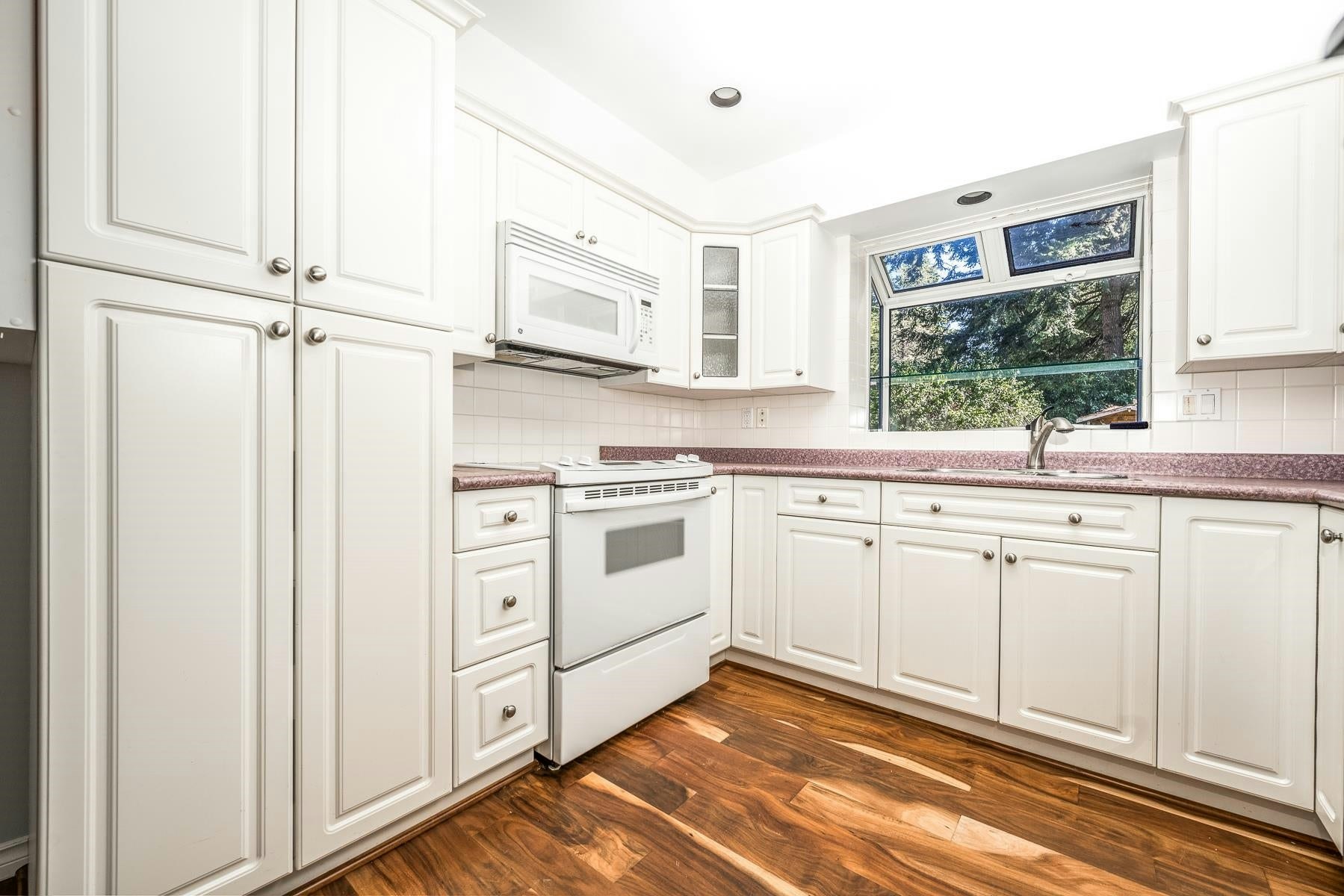 1020 Pacific Place, Delta, BC, V4M 2K7 - 15