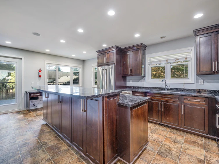 1020 Pacific Place, Delta, BC, V4M 2K7 - 9