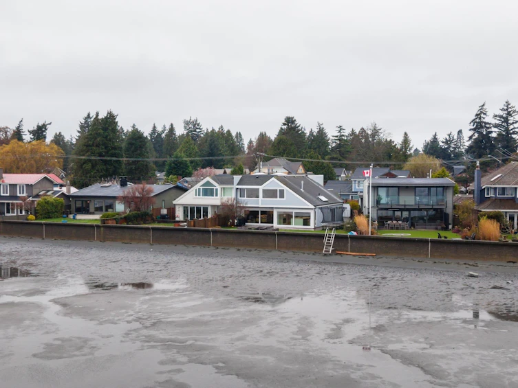 1584 Beach Grove Road, Delta, BC, V4L 1N6 - 34