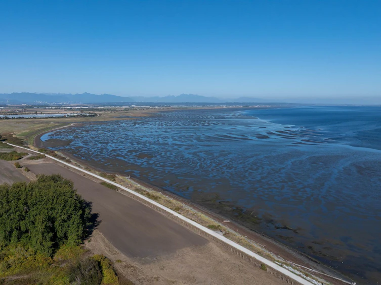 1741 Beach Grove Road, Delta, BC, V4L 1P4 - 8