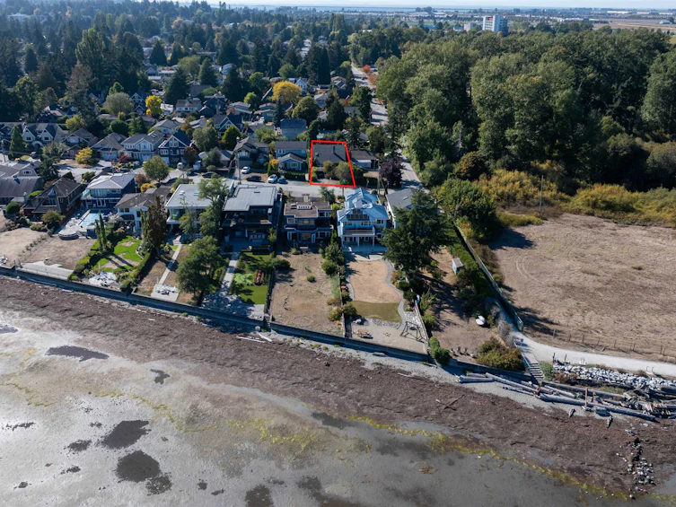 1741 Beach Grove Road, Delta, BC, V4L 1P4 - 2