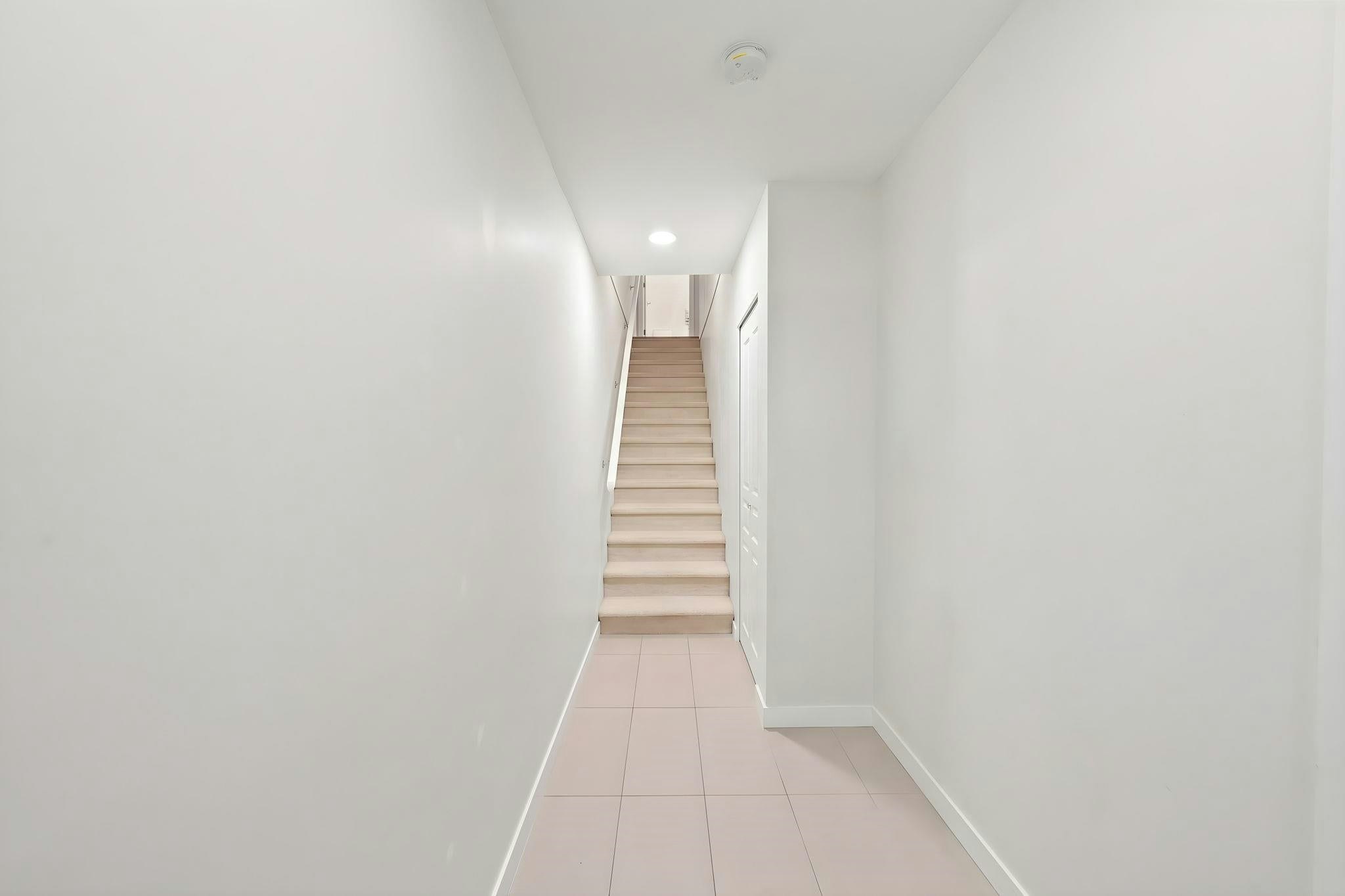 5551 Admiral 43 Way - 3