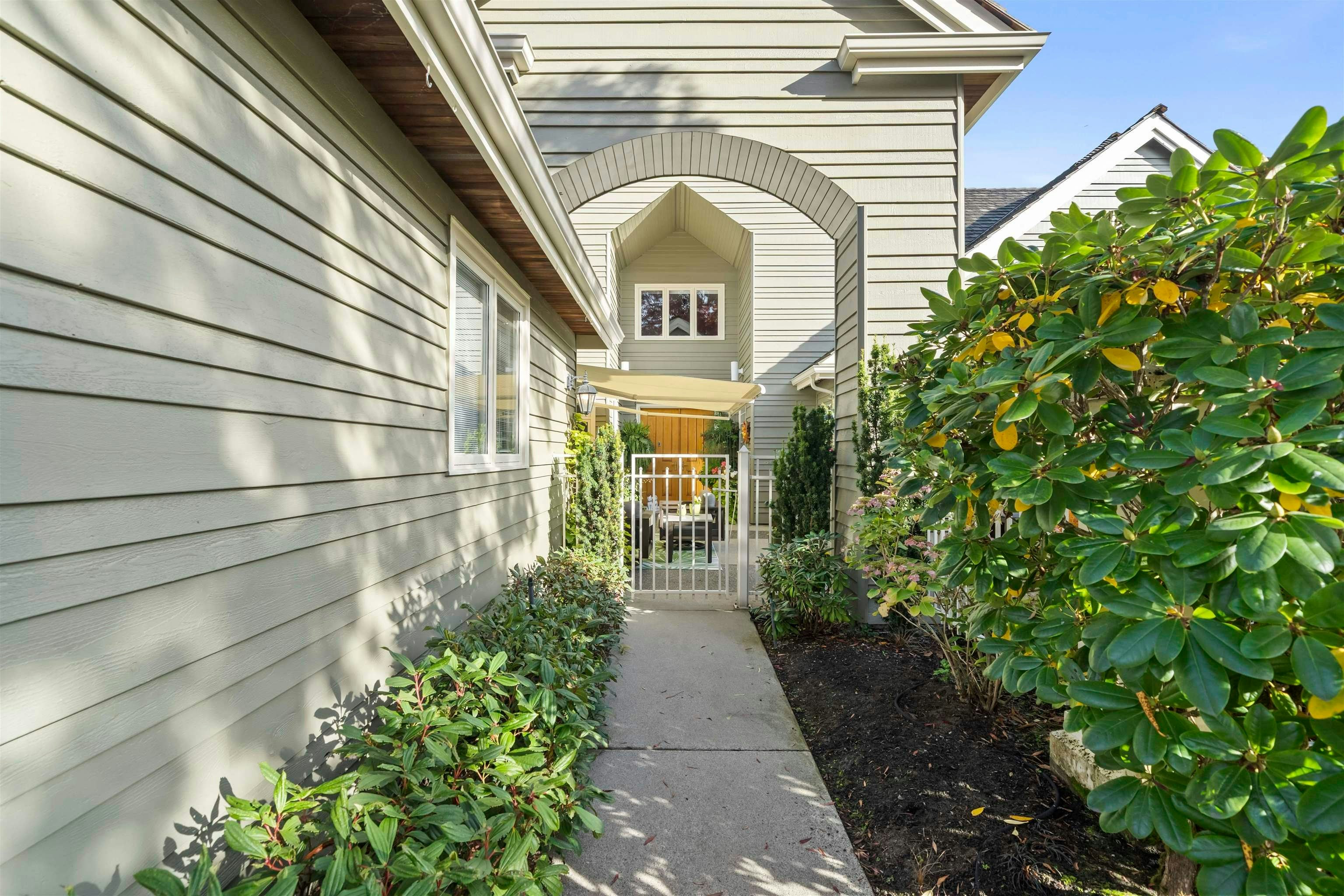 106-6505 3 Avenue - 2