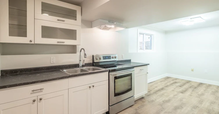 31 Finlay Road, Barrie, ON, L4N 7T8 - 7