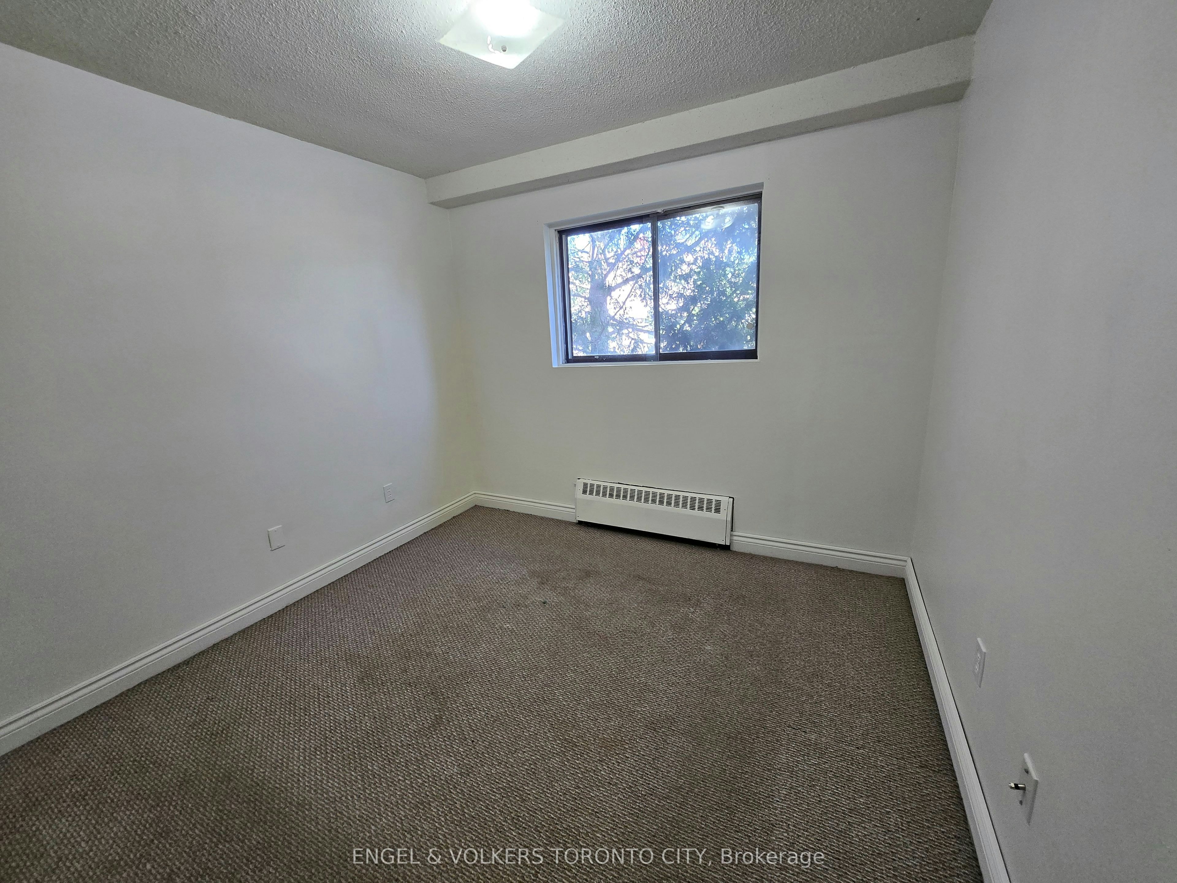 201-109 Gowan Street, Barrie, ON, L4N 2P2 - 8