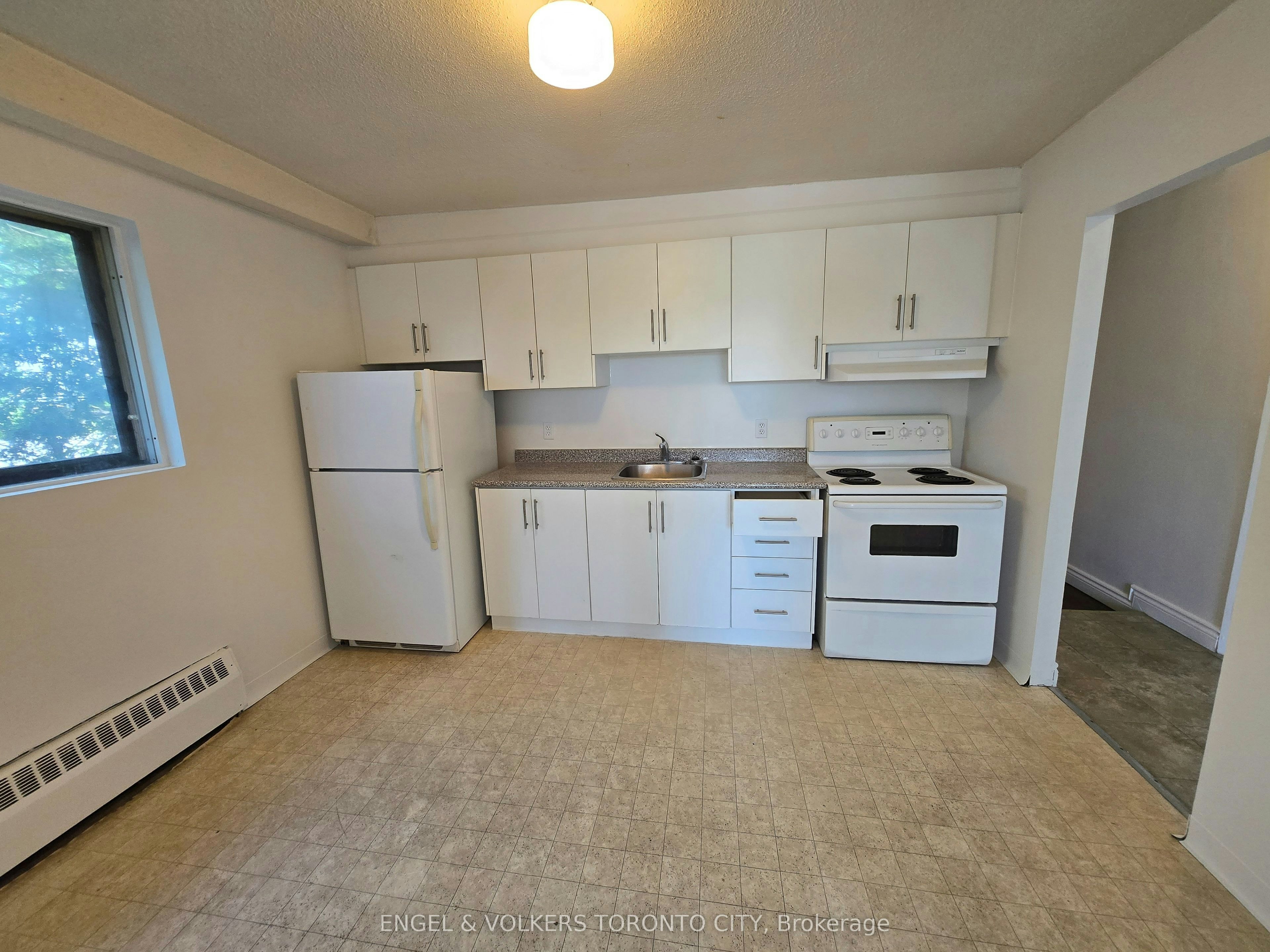 201-109 Gowan Street, Barrie, ON, L4N 2P2 - 6