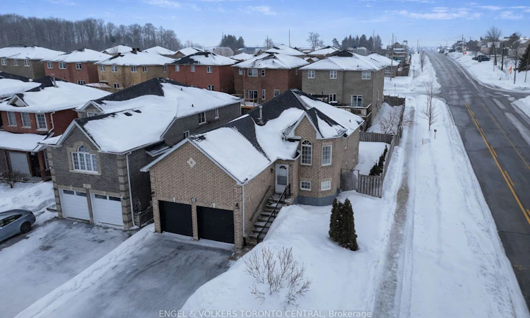 239 Country Lane