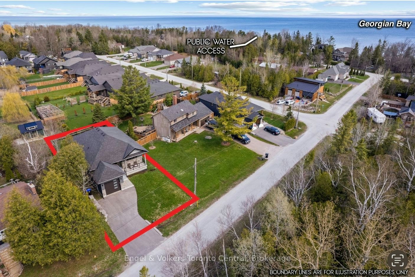 14 Thomas Street, Wasaga Beach, ON, L9Z 2Y9