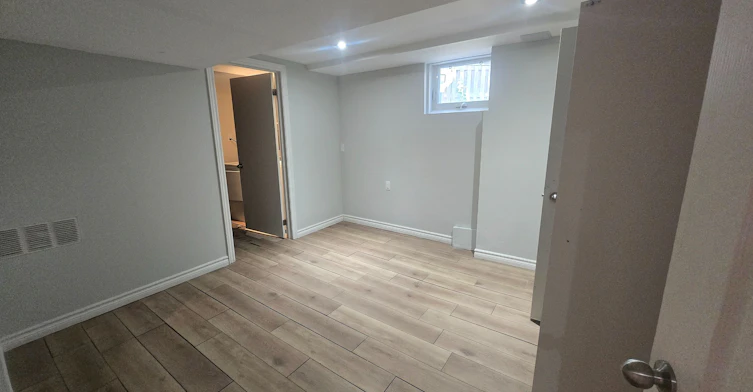 B-17 Centre Street, Barrie, ON, L4N 3L3 - 7