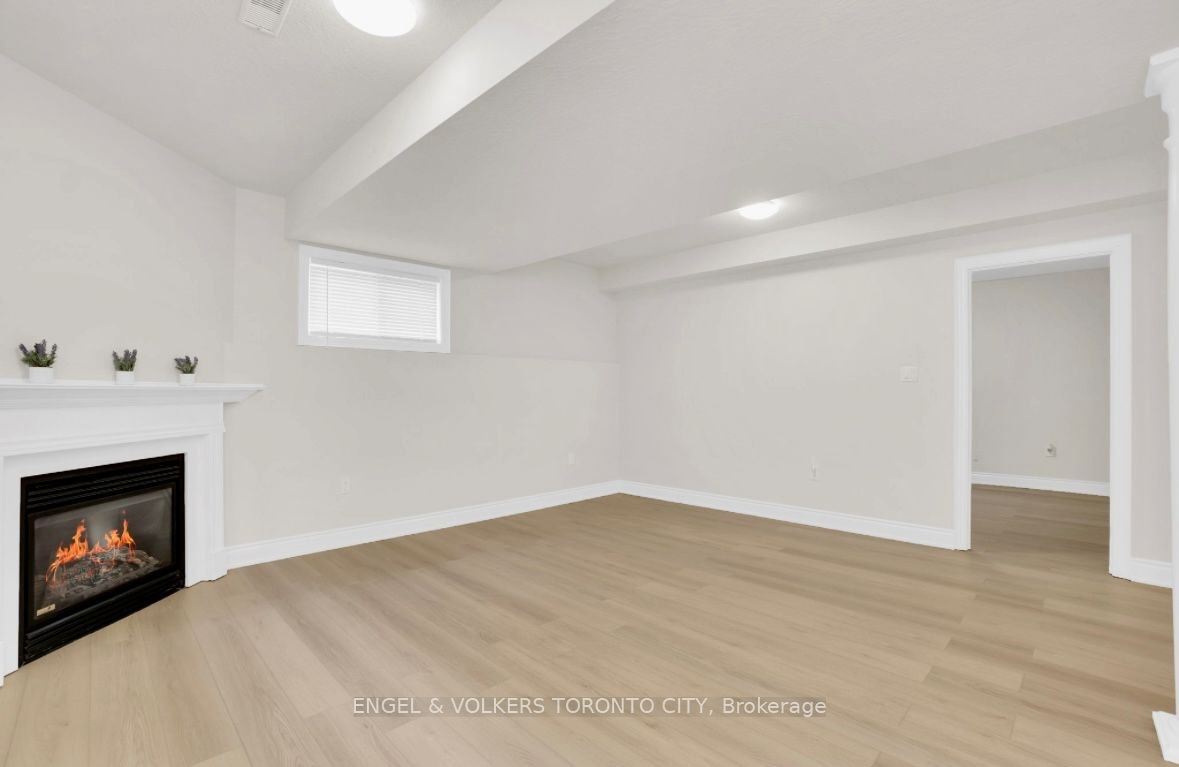Lower-125 Sovereign's Gate, Barrie, ON, L4N 0Y9 - 13
