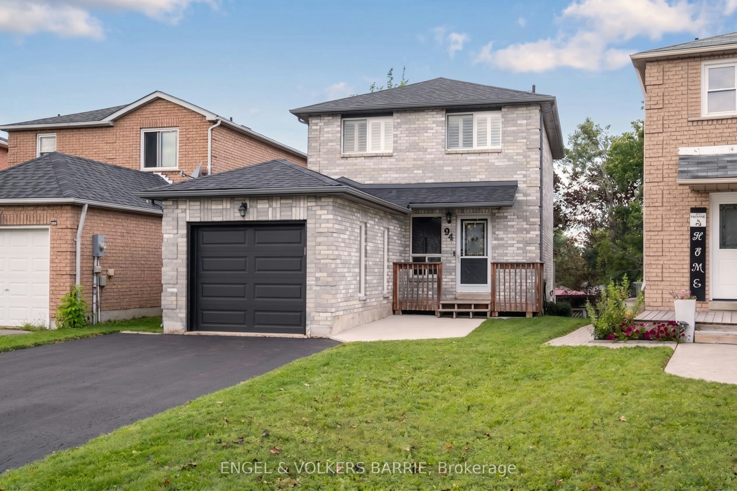 94 Ferguson Drive, Barrie, ON, L4N 7E5