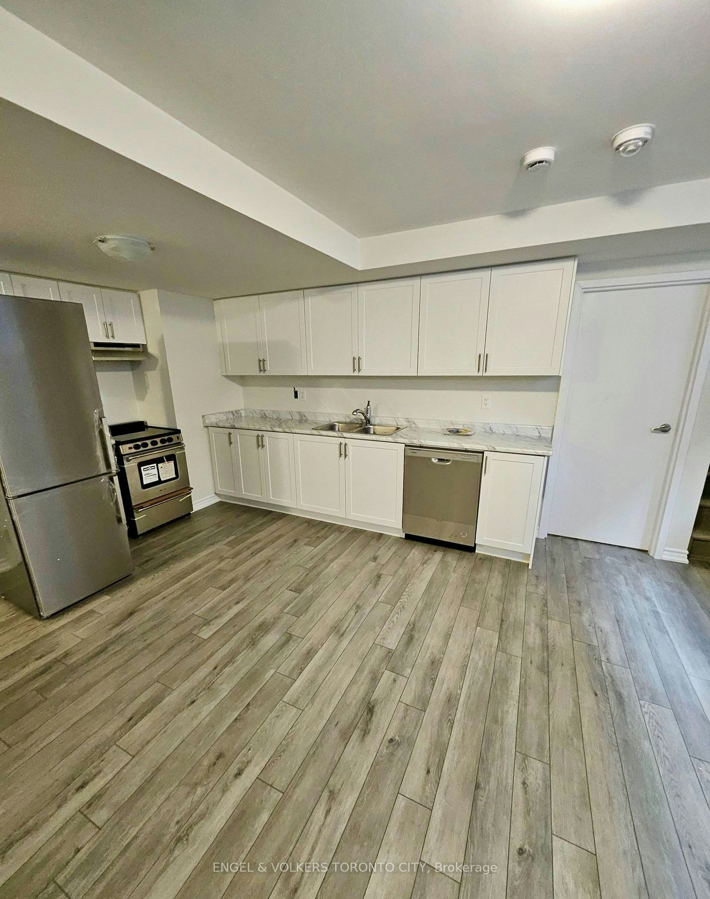 Bsmt-24 Ludlow Drive, Barrie, ON, L9S 2Z8 - 5