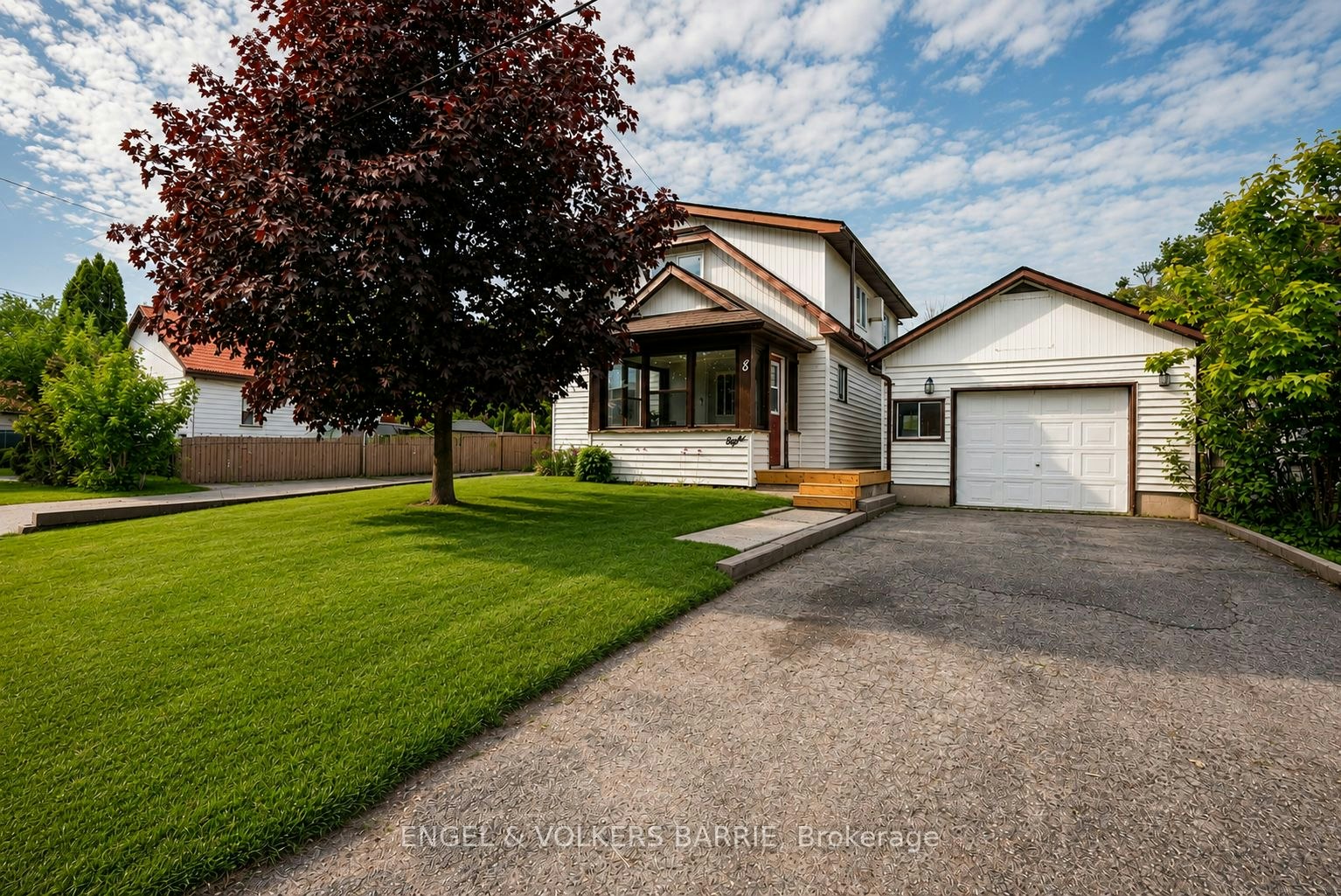 8 George Street N, Orillia, ON, L3V 2V2
