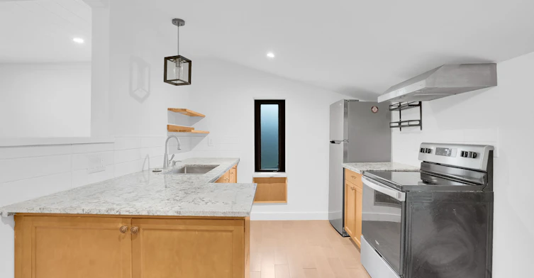 204 Cox Mill Road, Barrie, ON, L4N 4G5 - 14