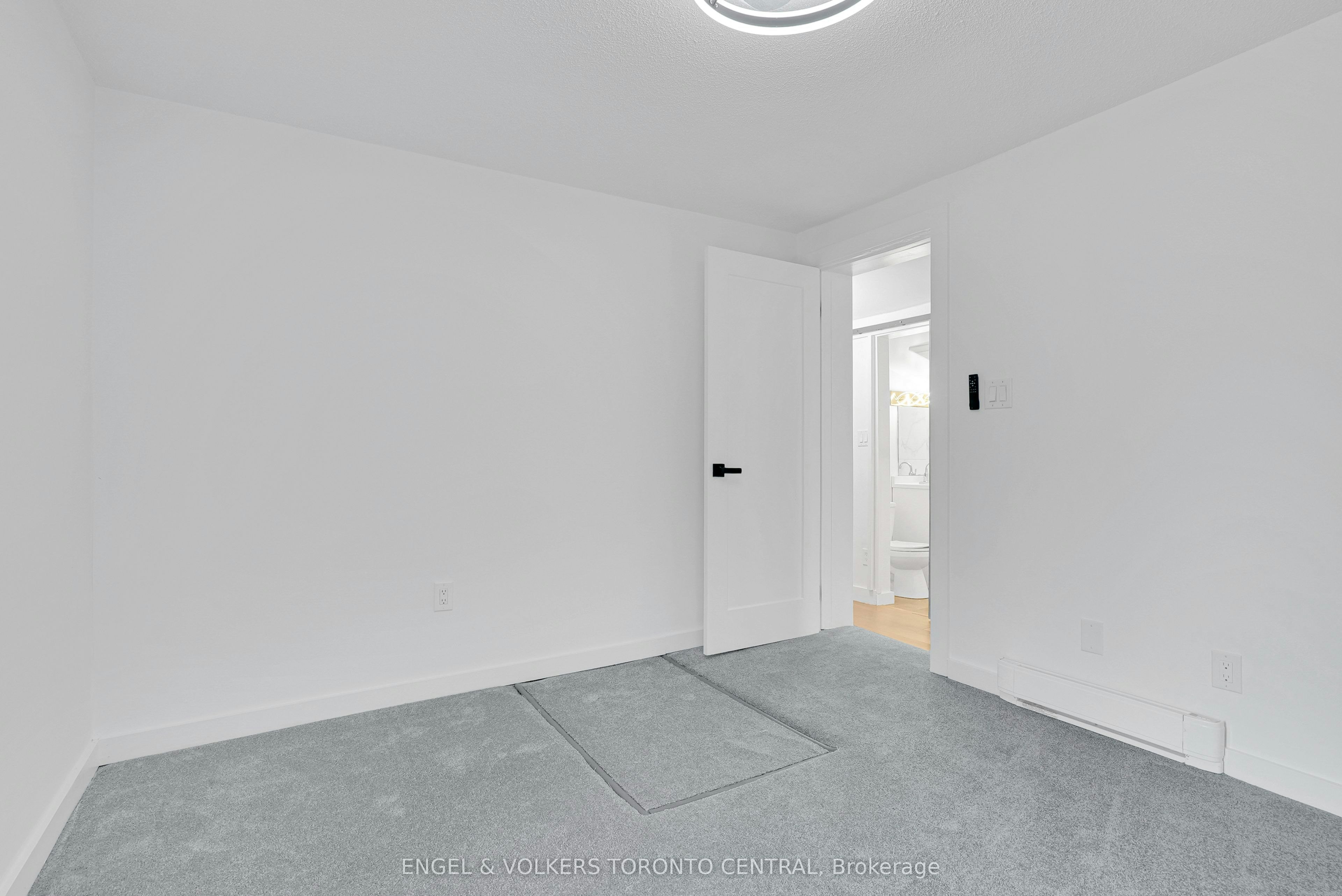 204 Cox Mill Road, Barrie, ON, L4N 4G5 - 33