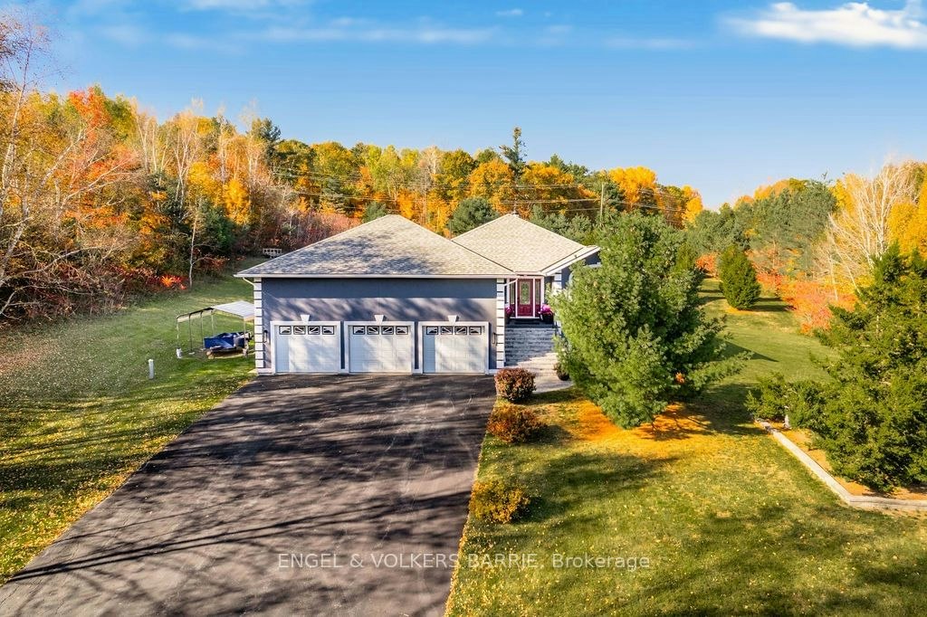 82 Copeland Creek Drive, Tiny, ON, L9M 0M2