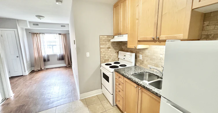109-15 Thirty Third Street, Toronto, ON, M8W 3G7 - 2