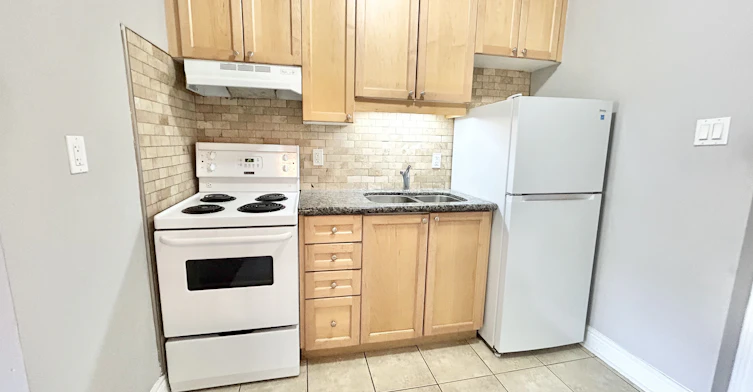 109-15 Thirty Third Street, Toronto, ON, M8W 3G7
