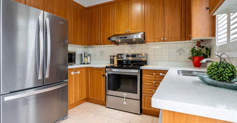 72 Pefferlaw Circle, Brampton, ON, L6Y 0L6 - 2