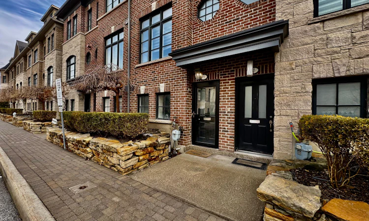 77 Ruby Lang Lane