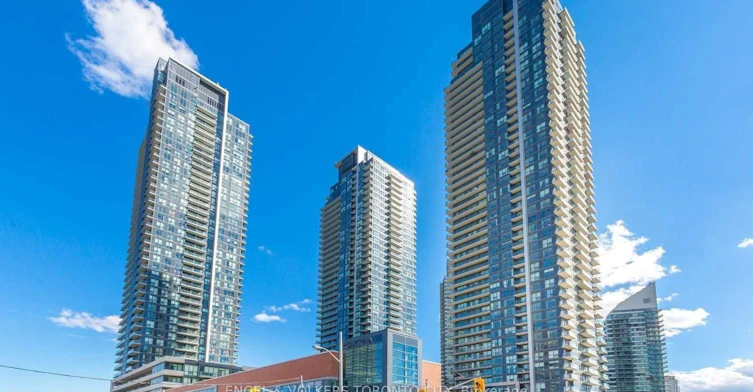 302-2220 Lake Shore Boulevard W, Toronto, ON, M8V 0B1 - 2