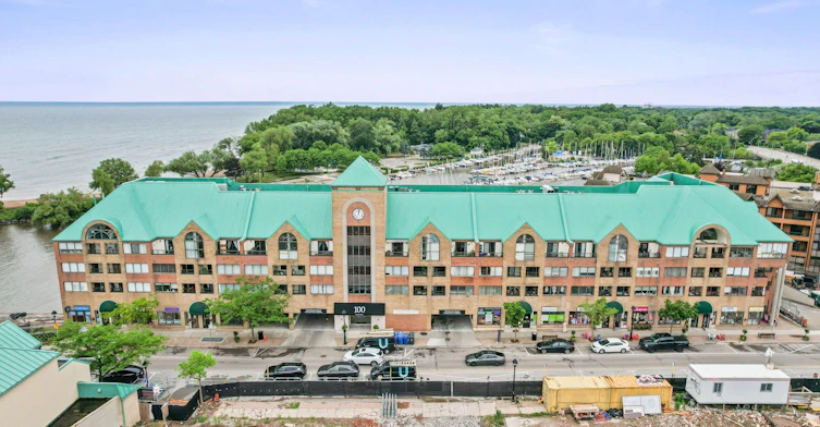 100 Bronte 416 Road, Oakville, ON, L6L 6L5