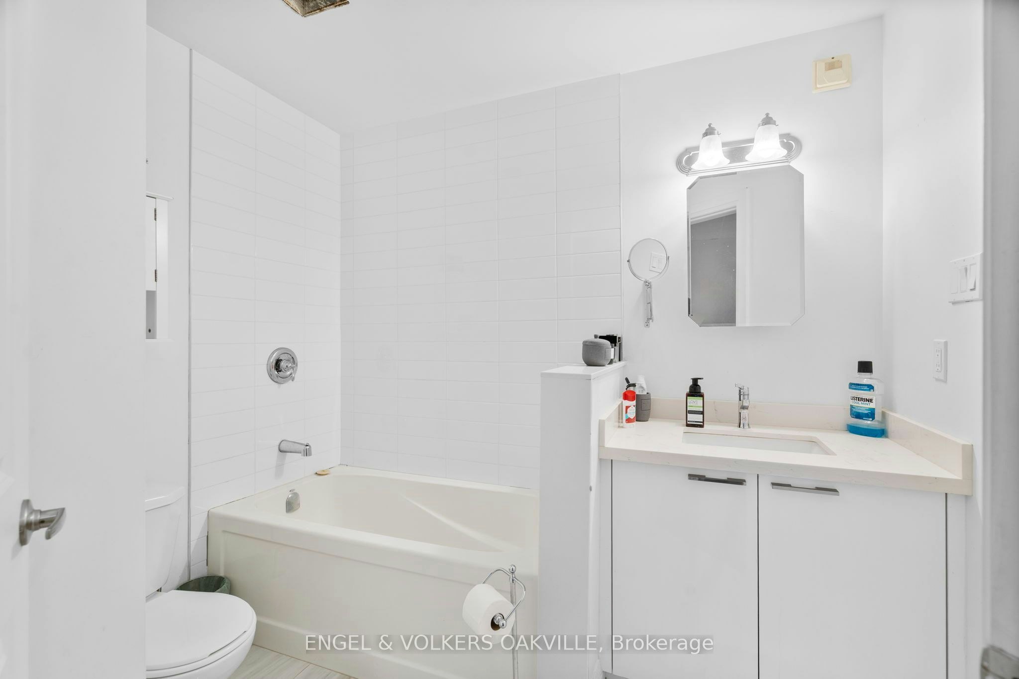 100 Bronte 416 Road, Oakville, ON, L6L 6L5 - 19