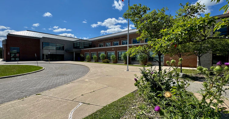 2052 Oak Bliss Crescent, Oakville, ON, L6M 3K4 - 33