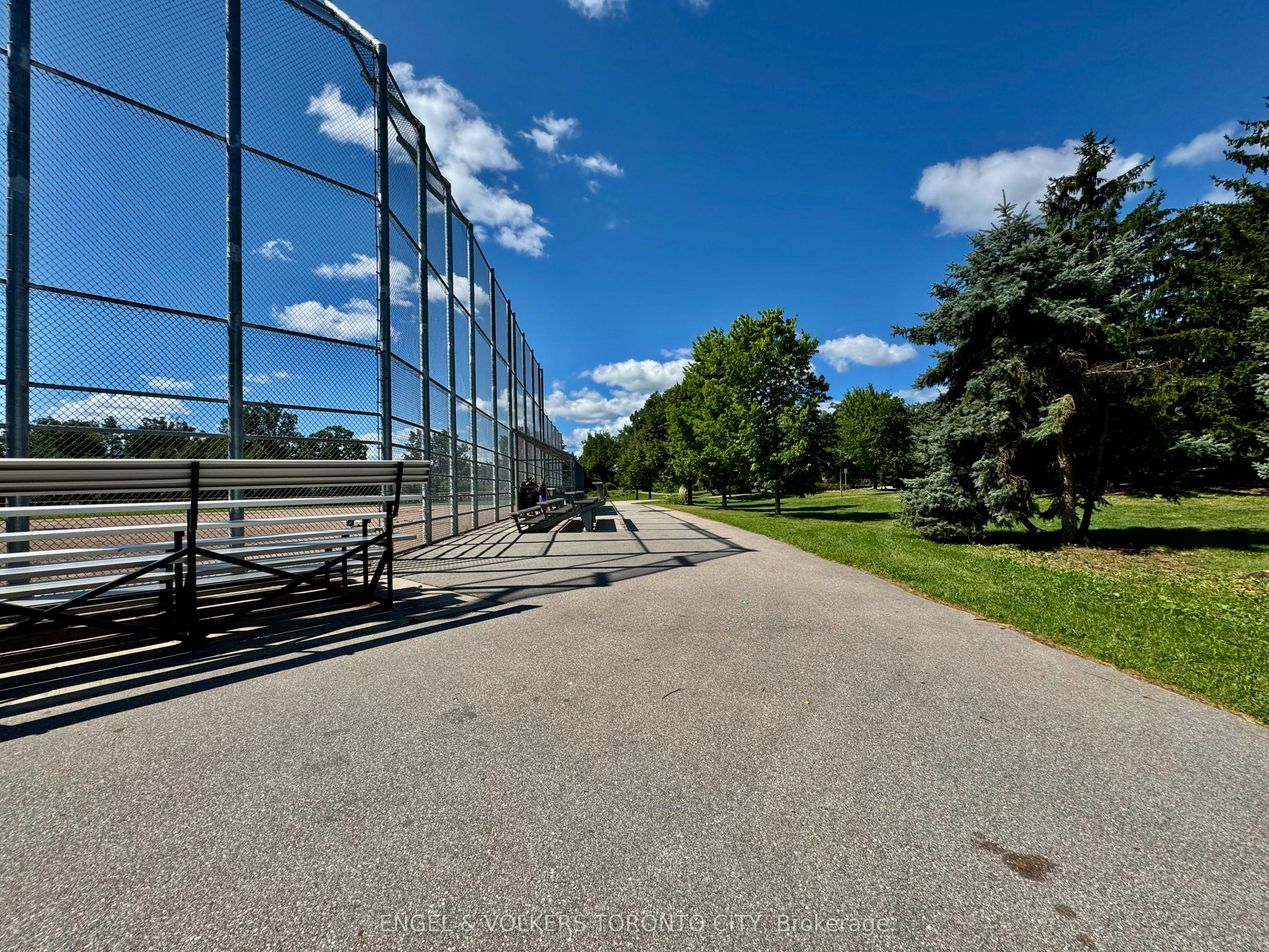 2052 Oak Bliss Crescent, Oakville, ON, L6M 3K4 - 32