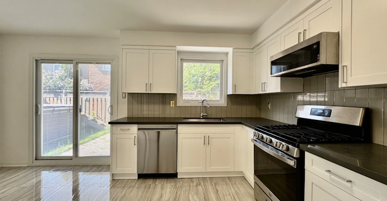 2052 Oak Bliss Crescent, Oakville, ON, L6M 3K4 - 5