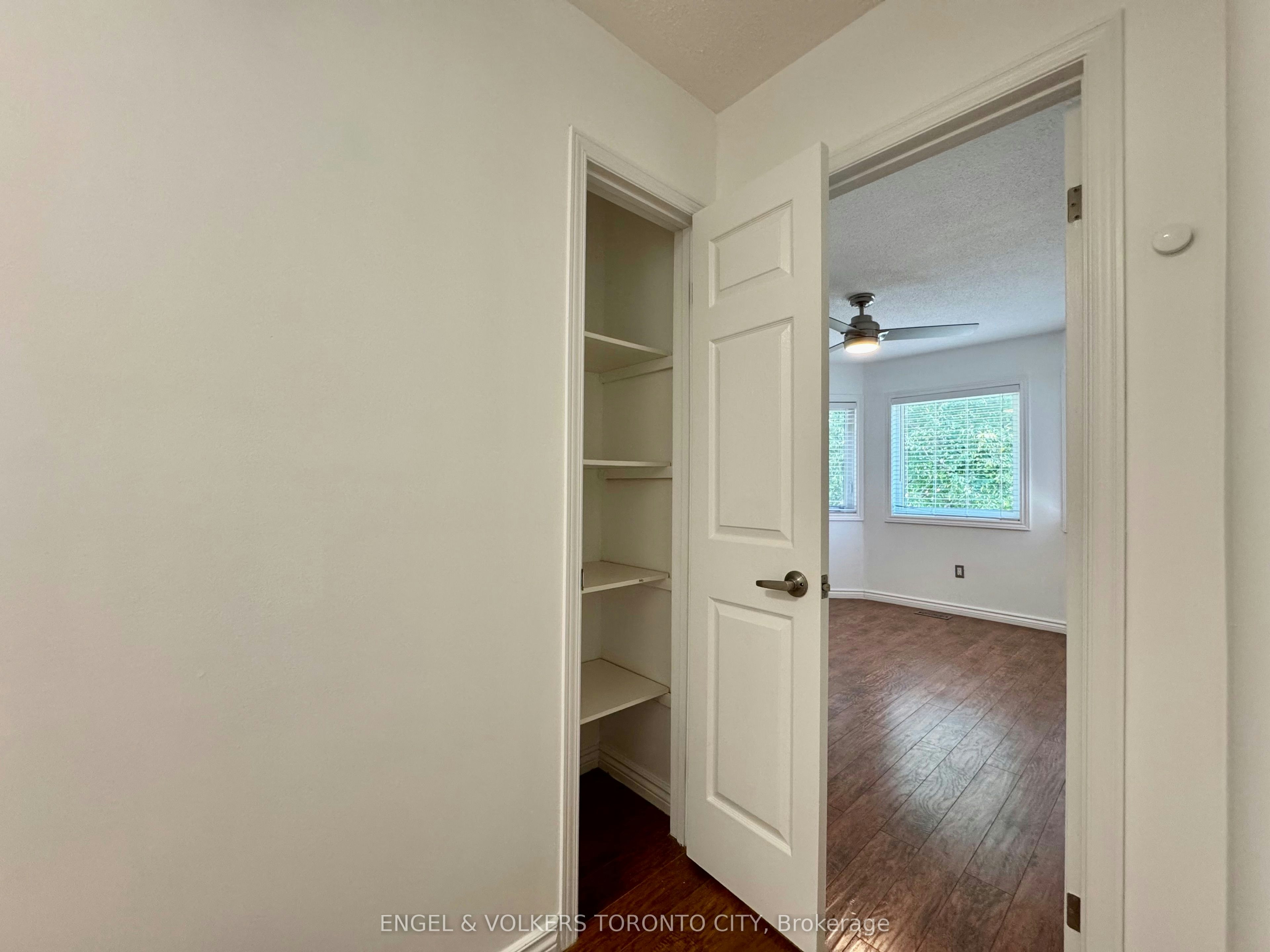 2052 Oak Bliss Crescent, Oakville, ON, L6M 3K4 - 17