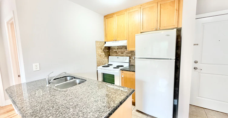302-15 Thirty Third Street, Toronto, ON, M8W 3G7