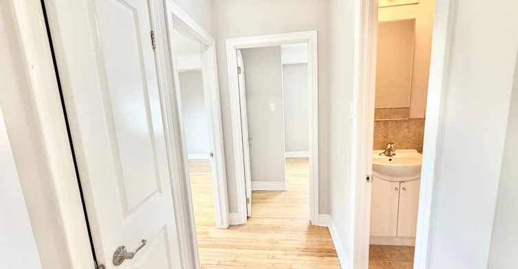 302-15 Thirty Third Street, Toronto, ON, M8W 3G7 - 4