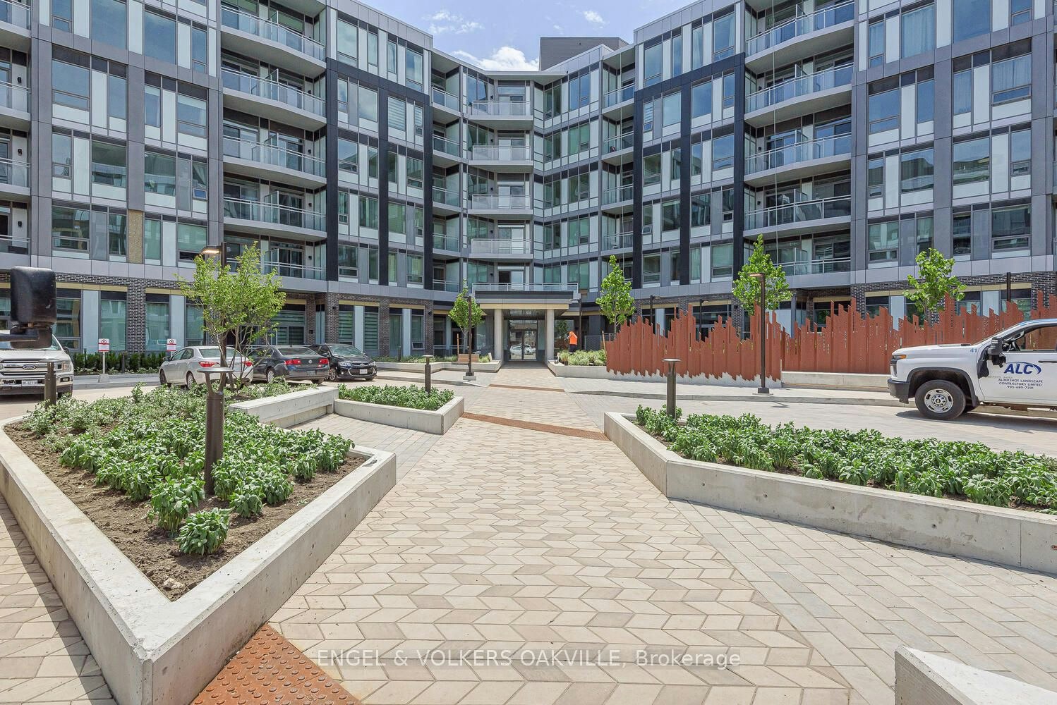 135-2501 Saw Whet Boulevard, Oakville, ON, L6M 5N2 - 3